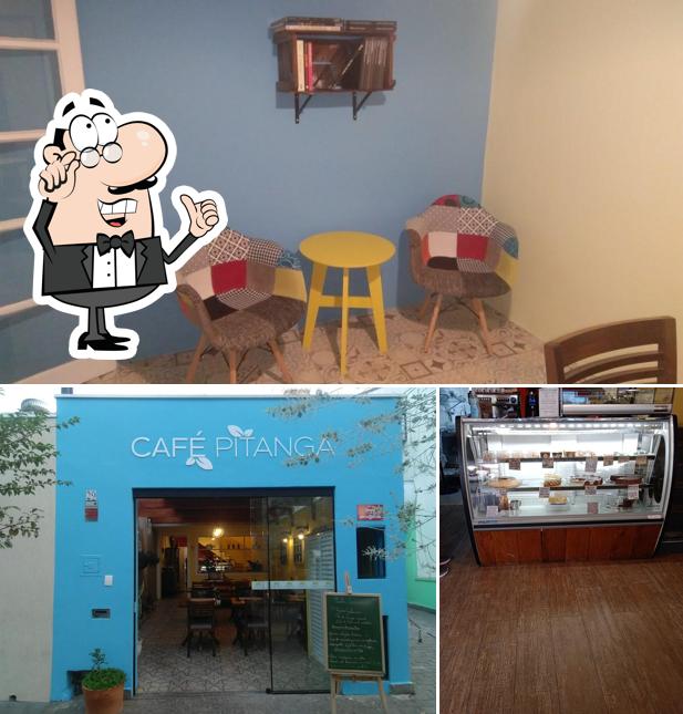 Sente em uma das mesas no Café Pitanga