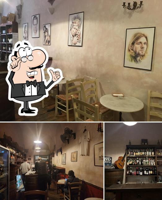 Gli interni di I' Vinaino di San Frediano