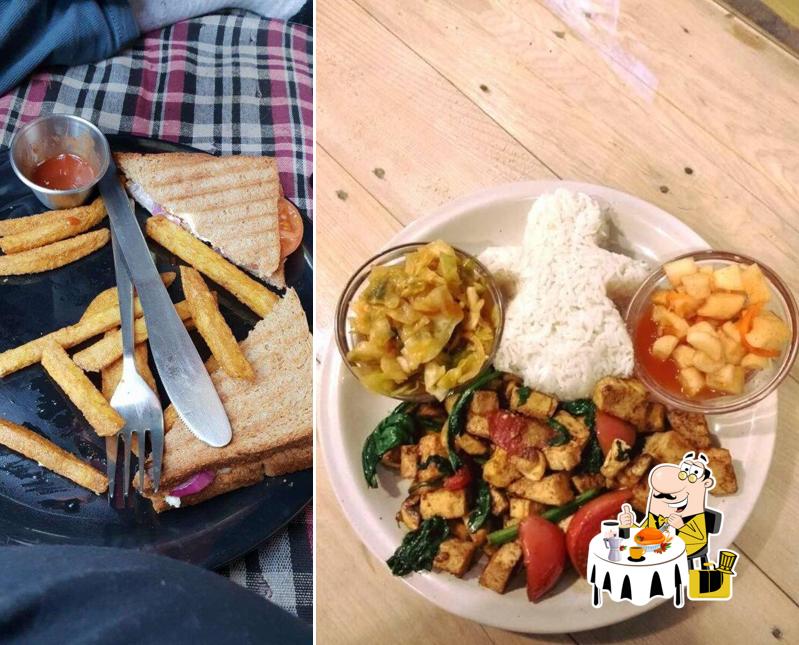 Food at Cafe Dream & Music