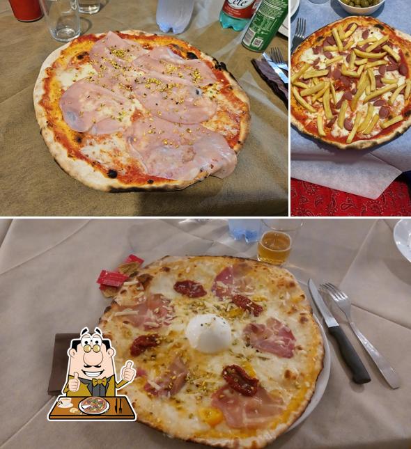 A Antica Guglielmi Pizzeria, puoi prenderti una bella pizza