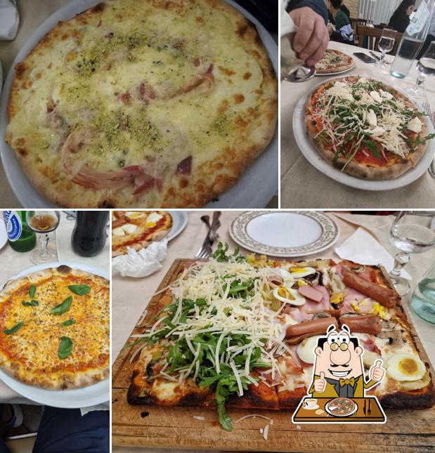 A Ristorante Pizzeria Al Casale, puoi provare una bella pizza