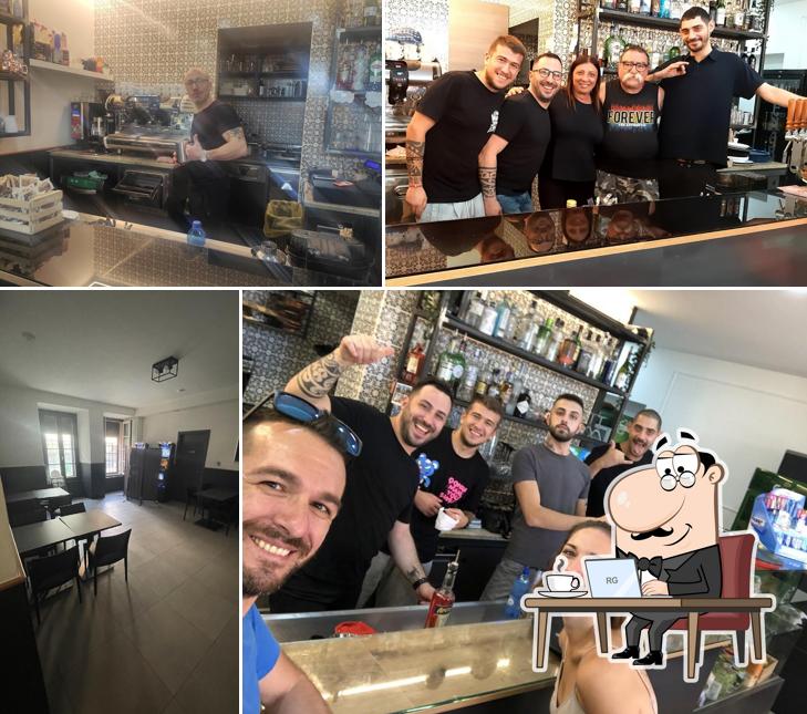 Gli interni di Twins bar hamburgeria & birreria