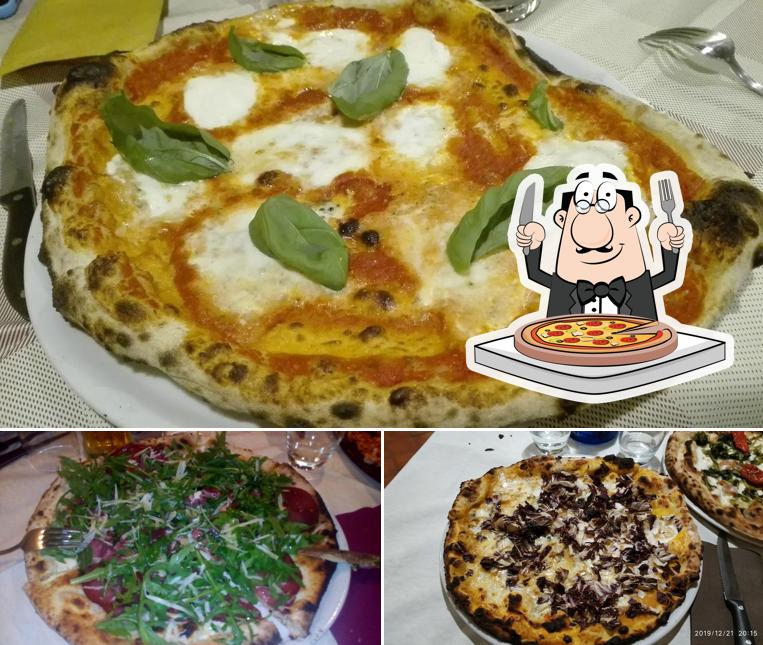 Ordina tra le svariate varianti di pizza