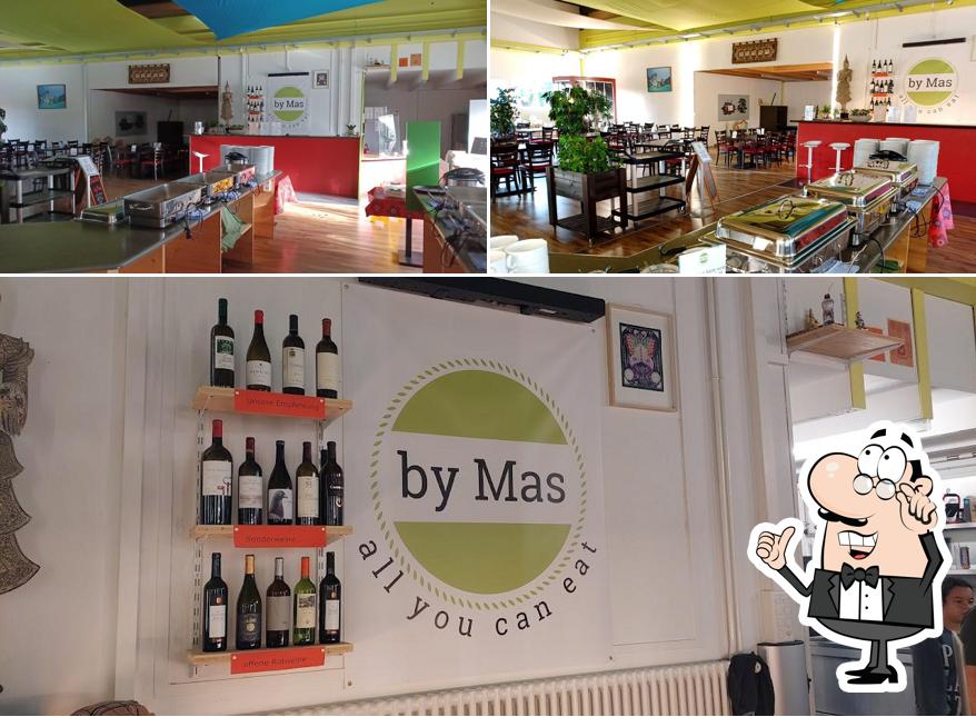 Siediti a un tavolo di by Mas Thai Restaurant Siediti a un tavolo di by Mas Thai Restaurant