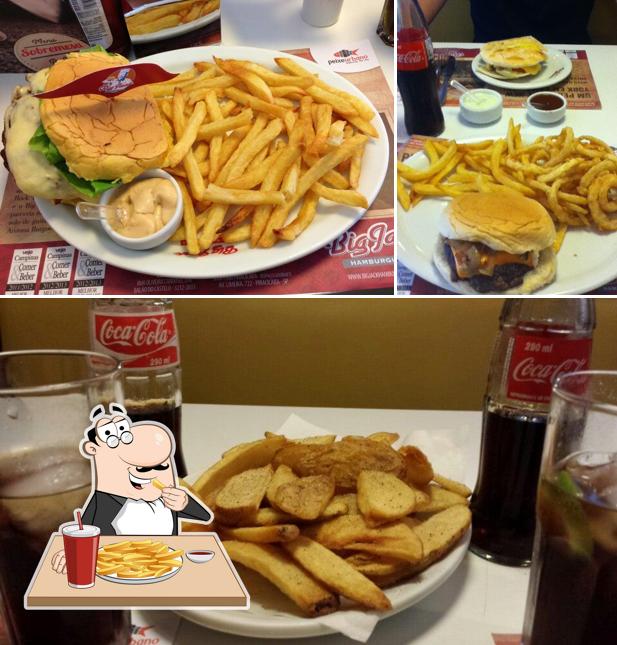 Peça cbatatas fritas francesas no Big Jack Hamburgueria - Shopping Parque Dom Pedro