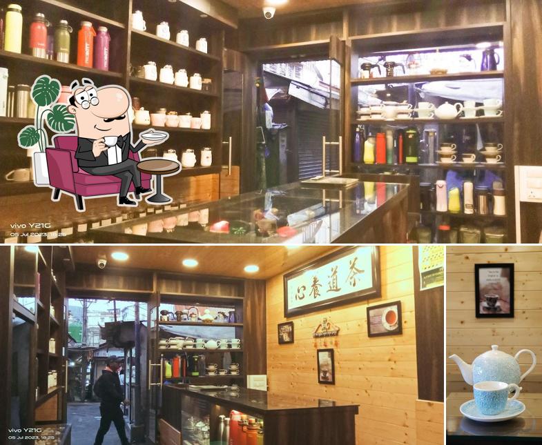 The interior of Darjeeling Tea Lovers (Pahari Chai)