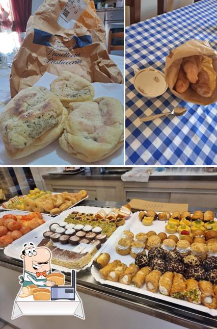 Pane all'aglio al Panetteria Carmelo Oggiano