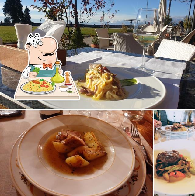 Platti al Casa della Contadinanza