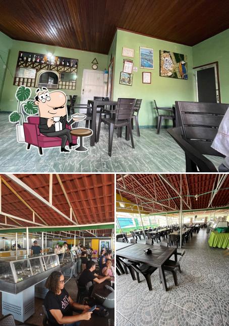 O interior do Restaurante Bella Época