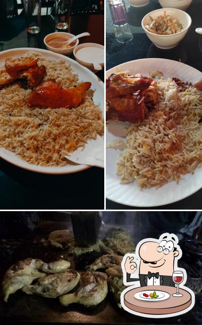 Food at Bait Al Mandi