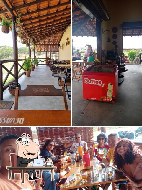 O interior do Dona Nininha Churrascaria