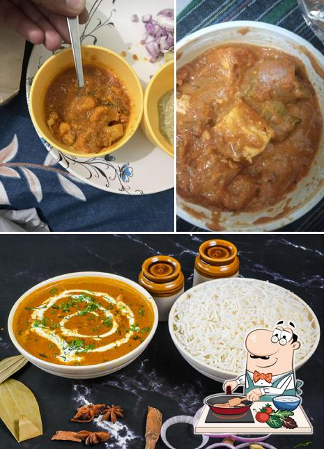 Chicken curry at Punjabi Angeethi