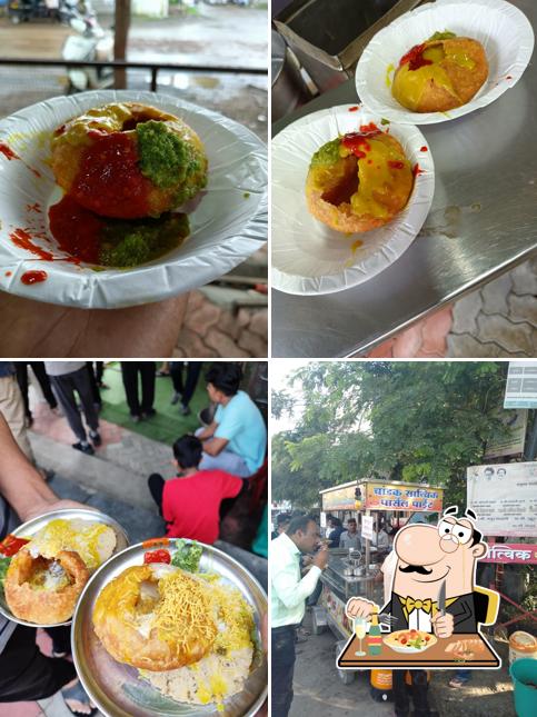 Food at Satvik Chandak Nashta Point