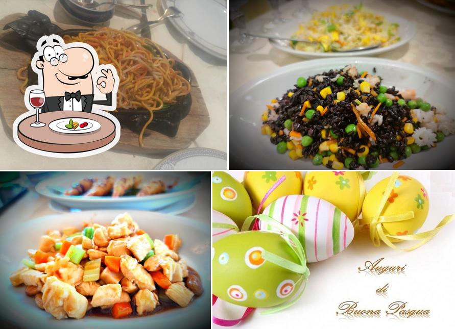 Platti al Ristorante Cinese Oceano D'Oro