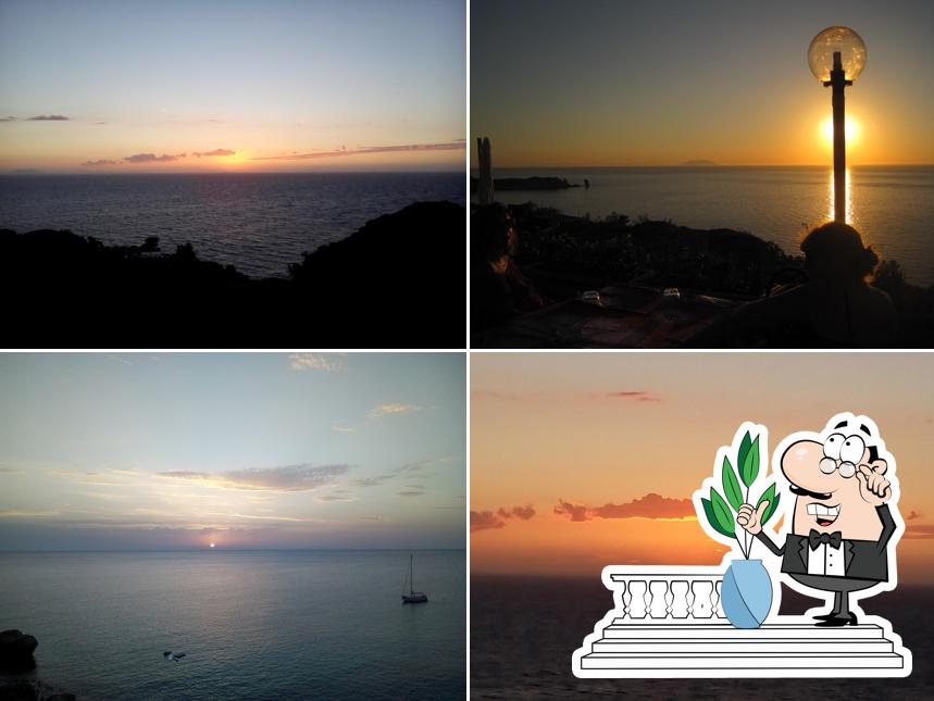 Goditi la vista dagli esterni di Bar Ristorante Baia del Sole