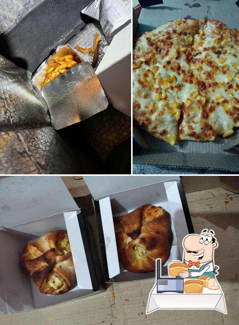 Garlic bread at Roms Pizza