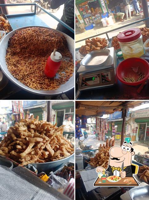Food at रईस होटल रसौली