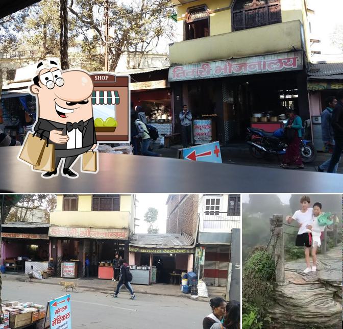 Check out how Tiwari Bhojanalaya looks outside