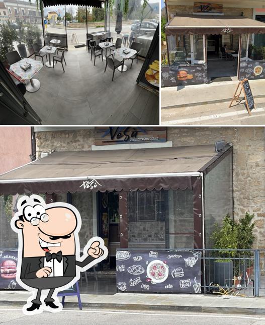 Gli interni di Vesu’ Cucina Napoletana