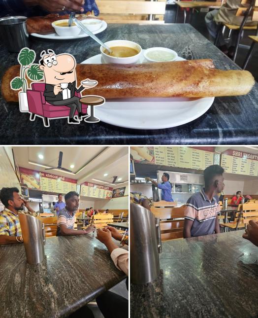 The photo of Shri Vasant Cafe’s interior and food