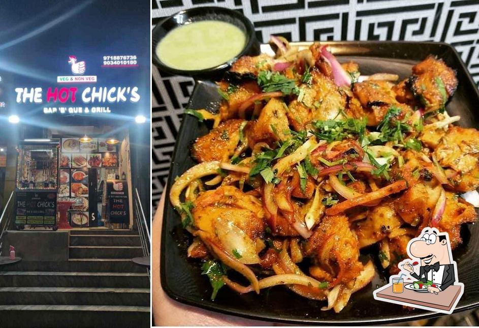 Food at The Hot Chick's