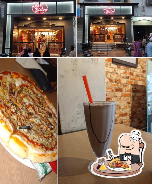 Order different types of pizza