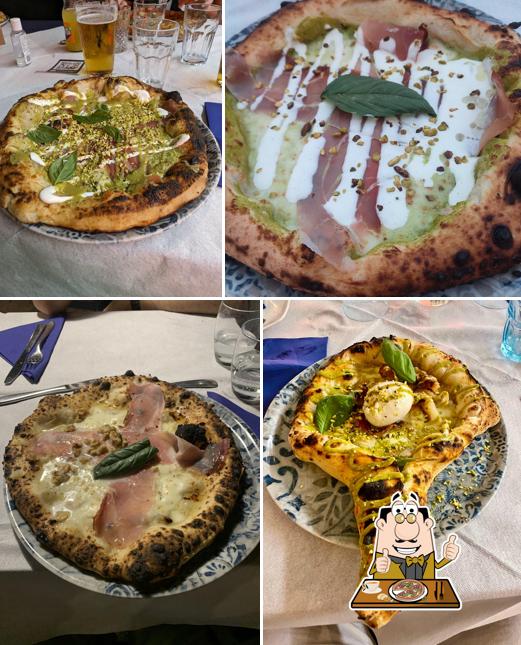 Scegli tra le molte varianti di pizza Scegli tra le molte varianti di pizza