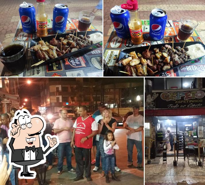 A imagem da interior e bebida no GEPETO REI DO ESPETO