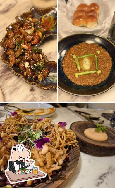 Meals at Two Gud Sisters