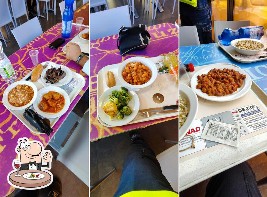 Cibo al Ristorante Self Service Stop'N Go