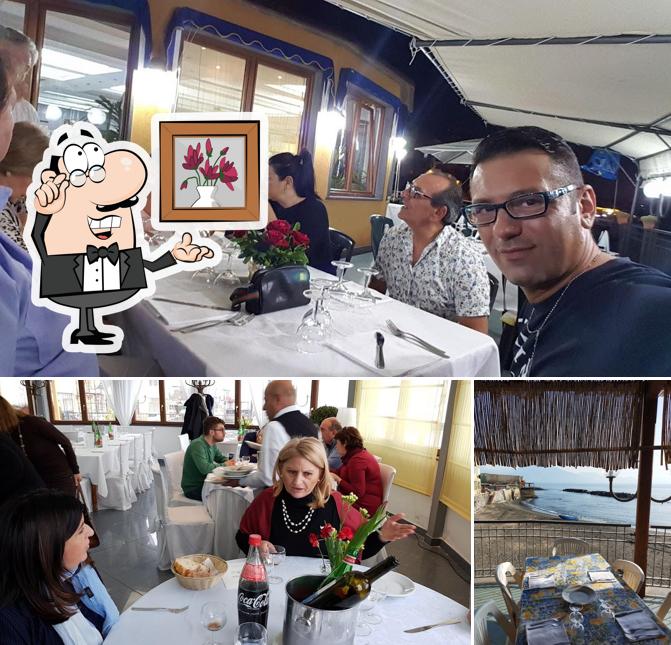 Siediti a un tavolo di 7 Bello Siediti a un tavolo di 7 Bello