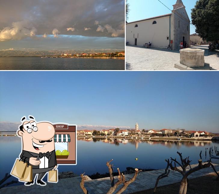 Goditi la vista dall'area esterna di Barkodbar