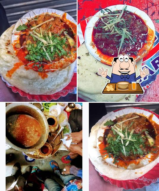 Food at Lotan Ke Chole Kulche