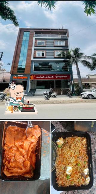 Fried rice at The Heights Kitchen - By Ramboj