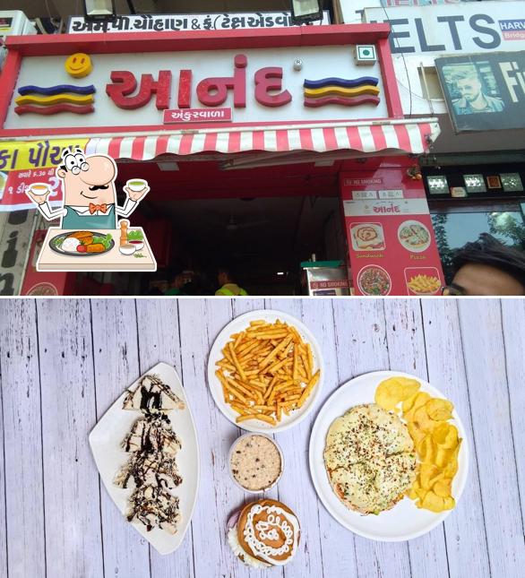 Food at Anand Sandwich