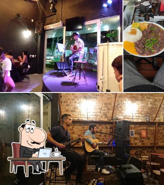 A imagem da interior e comida no No Selettus - Bar e Restaurante