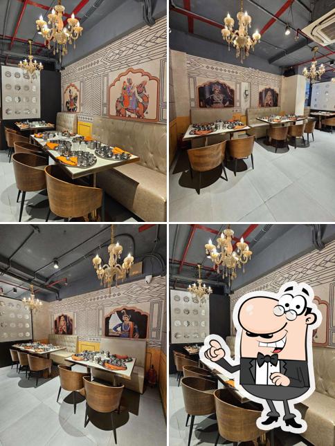 Check out how Manbhavan Premium thali looks inside