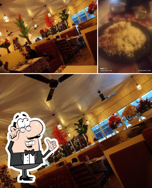 LUCKY FOOD COURT is distinguished by interior and food