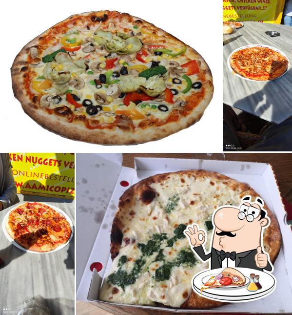 Ordina tra le svariate varianti di pizza