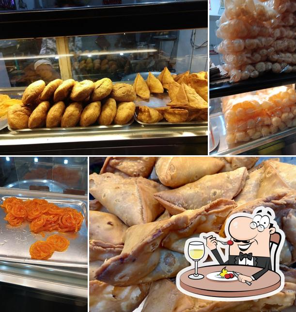 Meals at Gupta Samosa & Chats