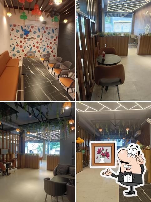 Check out how Pizza country looks inside