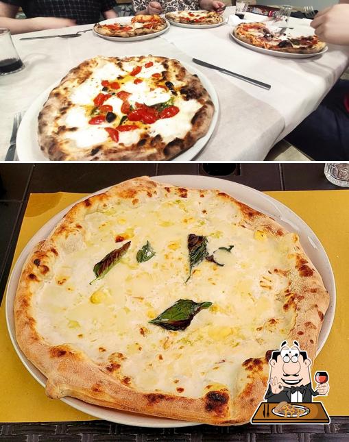 Ordina tra le svariate varianti di pizza