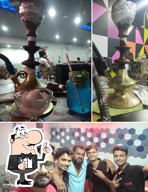 Look at the image of CAFE BYTES