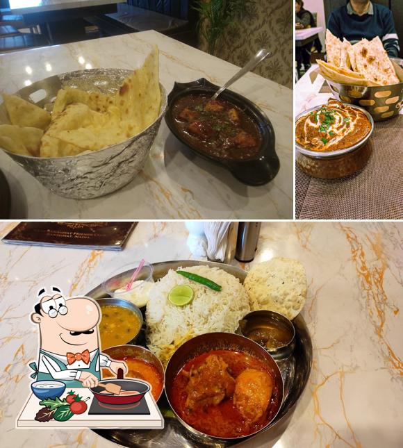 Chicken curry at BANGAL GHOTI RESTAURANT