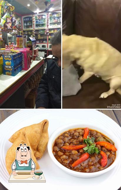 Samosa at Mittal Sweets