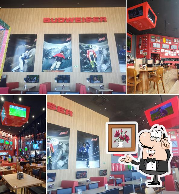 Veja imagens do interior do Five Sport Bar - Maceió