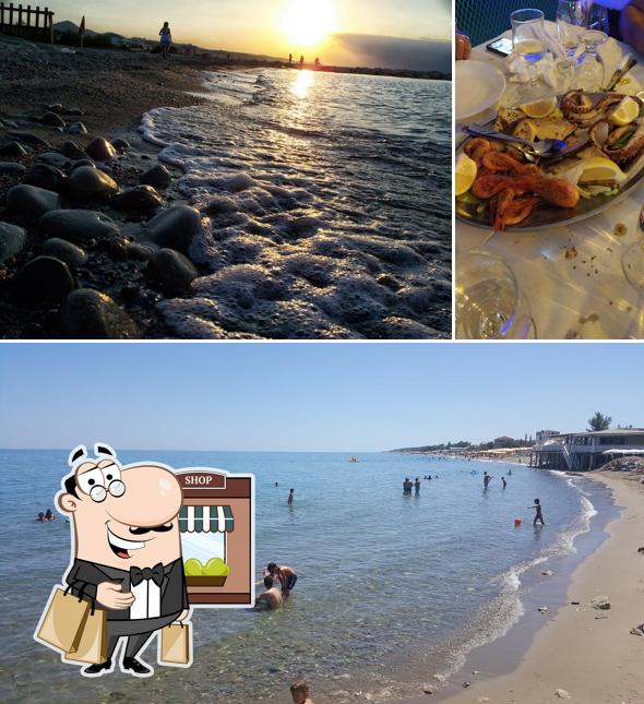 La immagine di esterno e cibo da Lido Cariati Beach