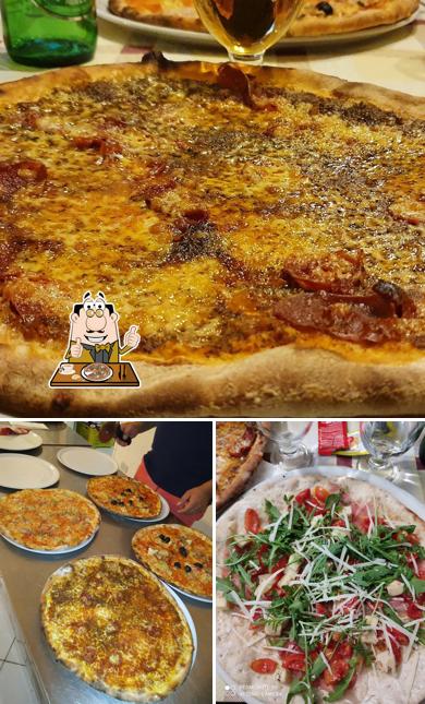 A Pizzeria Cappuccini, puoi prenderti una bella pizza