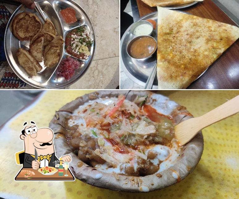 Food at Leela Ram Dosa Wale