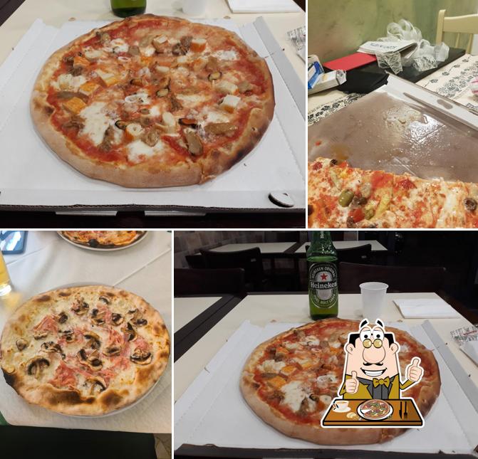 Prenditi tra le molte varianti di pizza